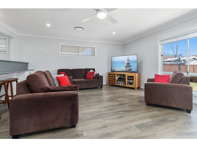 53 Derna Road, Holsworthy NSW 2173
