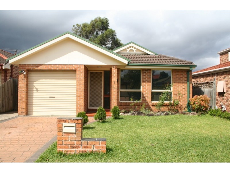 3 Warrego Court, Wattle Grove NSW 2173