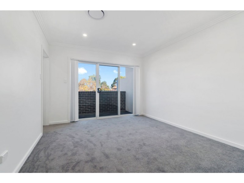 9a Brallos Avenue, Holsworthy NSW 2173
