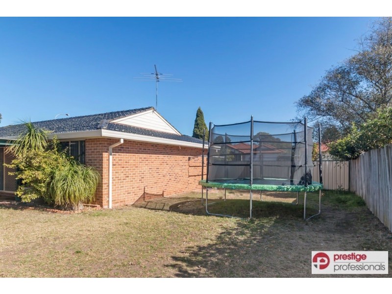 44 Daintree Drive, Wattle Grove NSW 2173