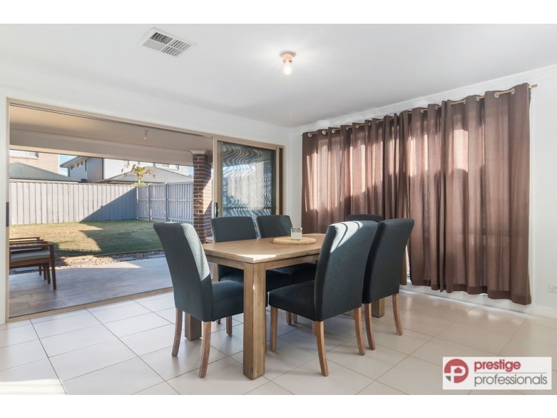 51 Horizon Circuit, Moorebank NSW 2170