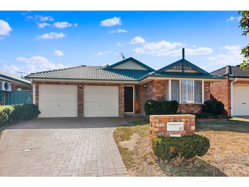 17 Yallum Court, Wattle Grove NSW 2173