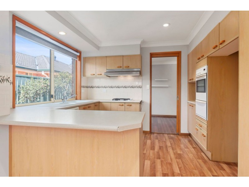 17 Yallum Court, Wattle Grove NSW 2173