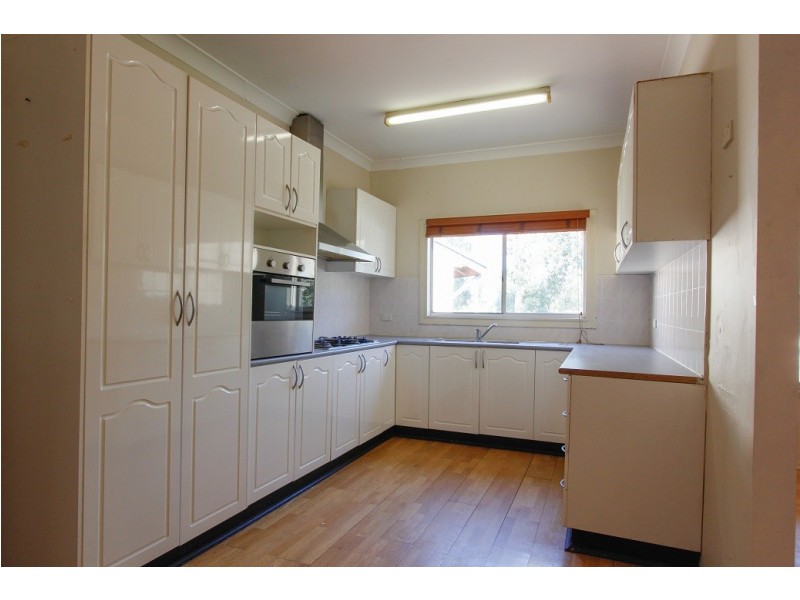 26 Anzac Mews, Wattle Grove NSW 2173