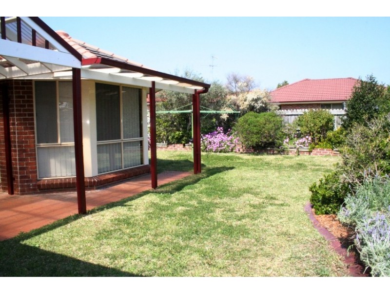 12 Brickendon Court, Wattle Grove NSW 2173