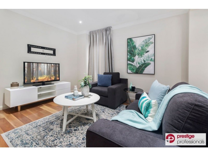 16 Fairway Close, Moorebank NSW 2170