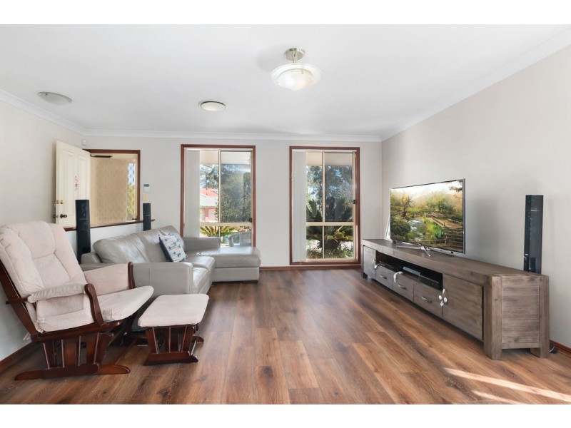 2 Quamby Court, Wattle Grove NSW 2173