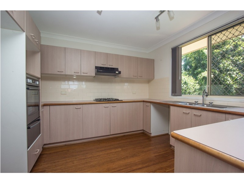 26 Bundarra Court, Wattle Grove NSW 2173