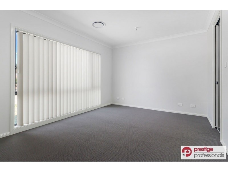 7 Ancura Court, Wattle Grove NSW 2173