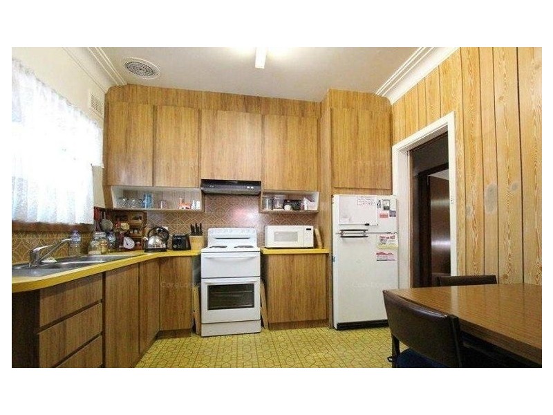 132 Hoxton Park Road, Liverpool NSW 2170