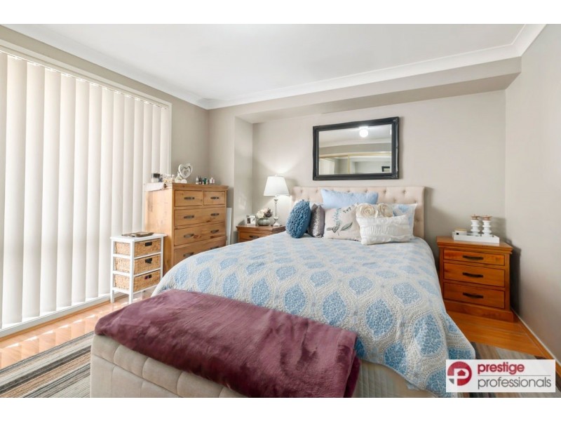 44 Daintree Drive, Wattle Grove NSW 2173