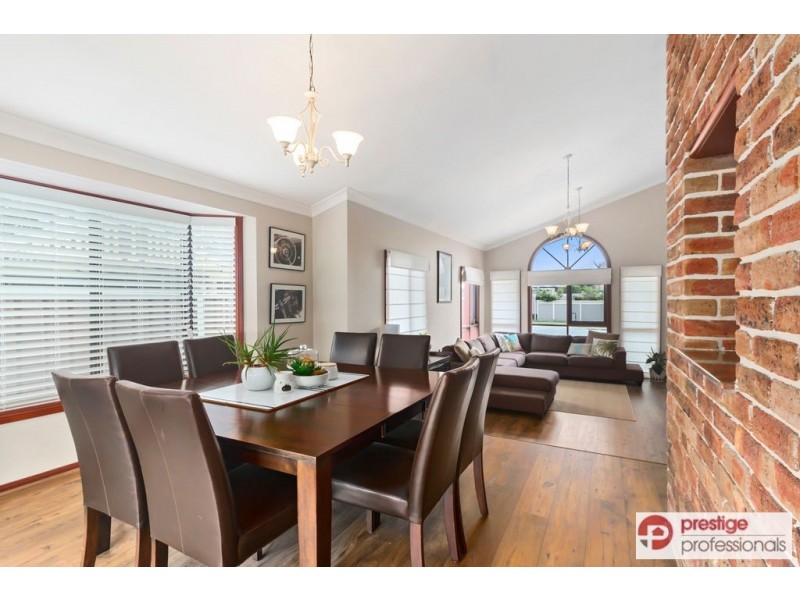 5 Chippenham Street, Chipping Norton NSW 2170