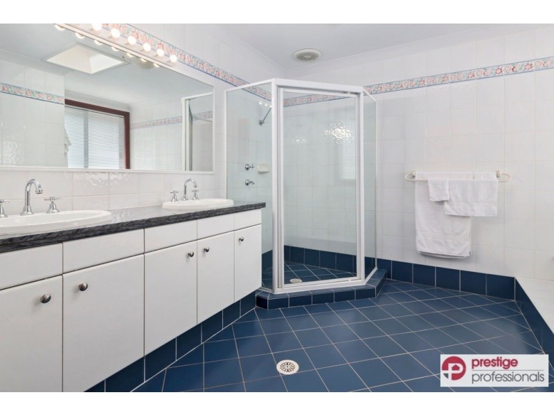 5 Chippenham Street, Chipping Norton NSW 2170