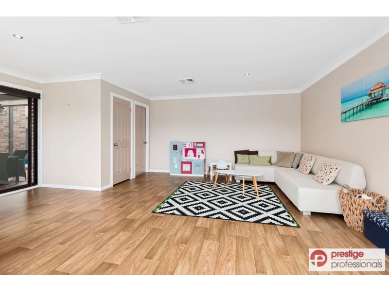 5 Chippenham Street, Chipping Norton NSW 2170