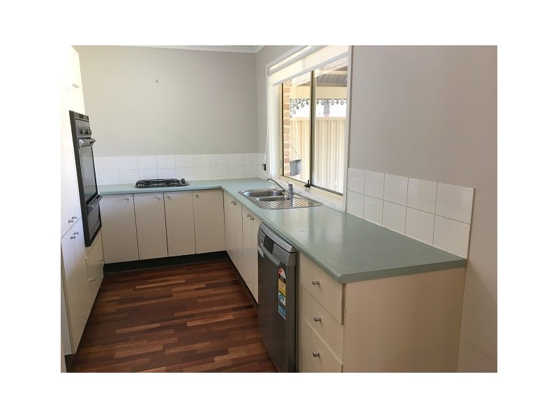 7A Wellwood Avenue, Moorebank NSW 2170