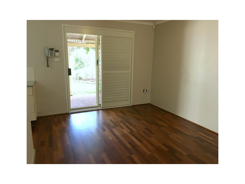 7A Wellwood Avenue, Moorebank NSW 2170