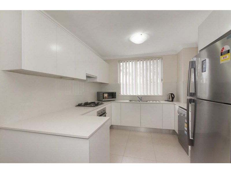 4/96-98 Nuwarra Road, Moorebank NSW 2170