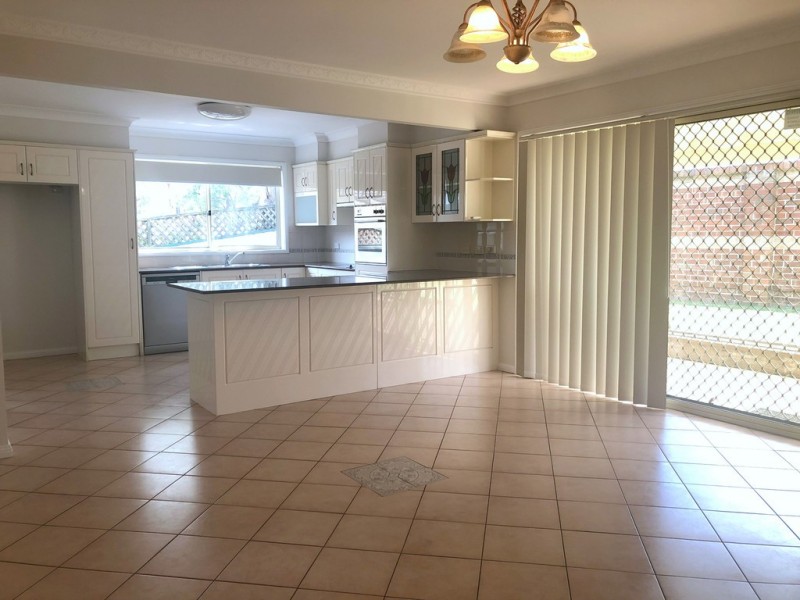 4/161 Epsom Road, Chipping Norton NSW 2170