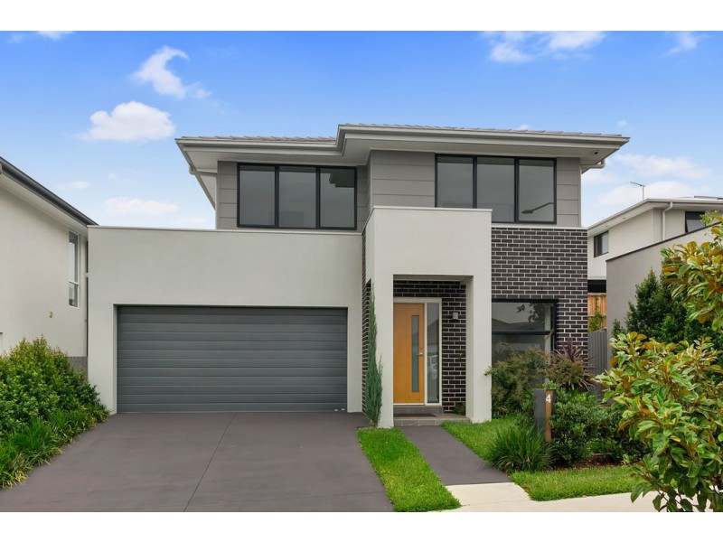 4 Bartholomew Circuit, Moorebank NSW 2170