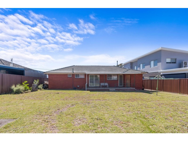 23 Wilkes Avenue, Moorebank NSW 2170