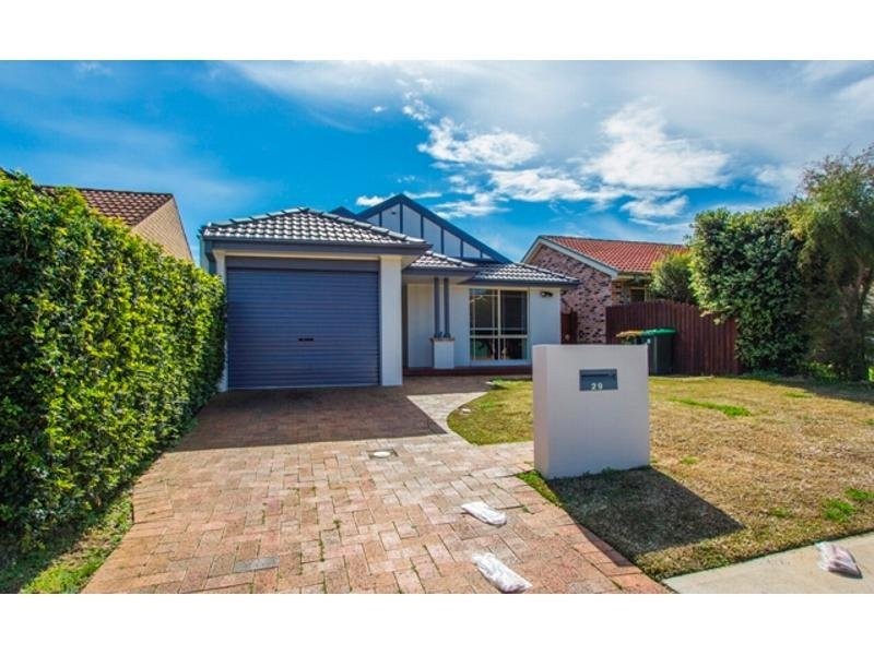 29 Castle Rock Court, Wattle Grove NSW 2173