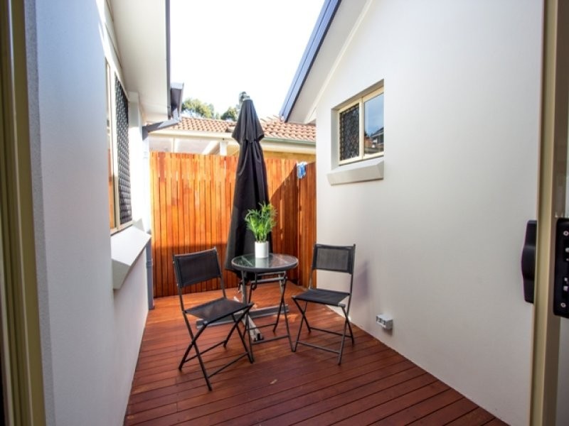 29 Castle Rock Court, Wattle Grove NSW 2173