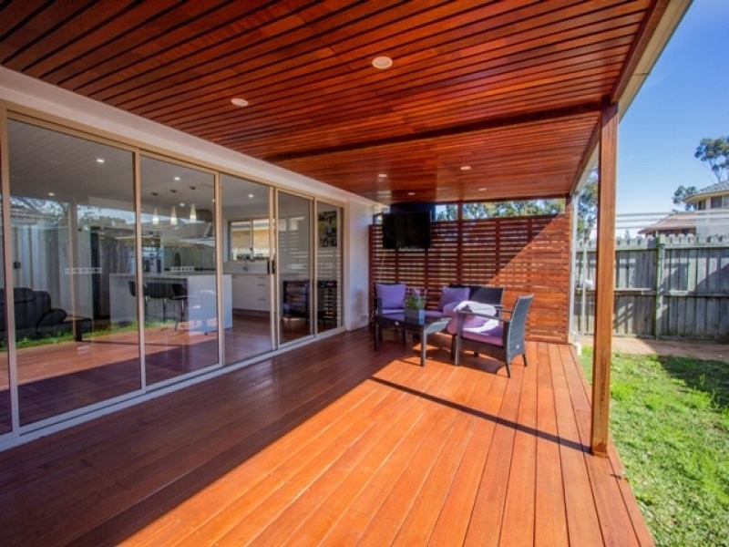 29 Castle Rock Court, Wattle Grove NSW 2173