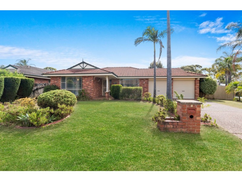 1 Balala Court, Wattle Grove NSW 2173