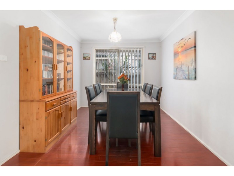 1 Balala Court, Wattle Grove NSW 2173