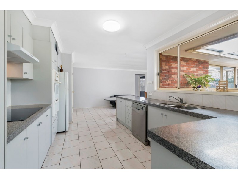 1 Balala Court, Wattle Grove NSW 2173