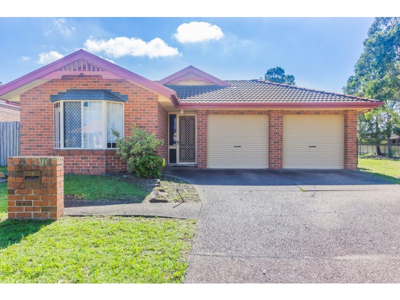 18 Lanyon Court, Wattle Grove NSW 2173