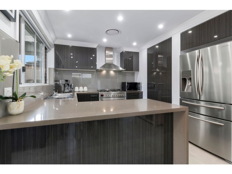 143 Maddecks Avenue, Moorebank NSW 2170