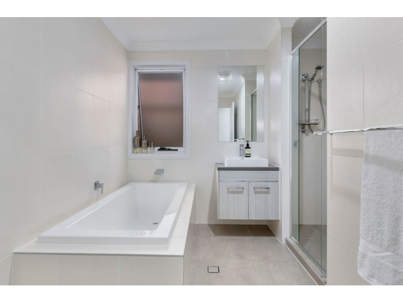 143 Maddecks Avenue, Moorebank NSW 2170