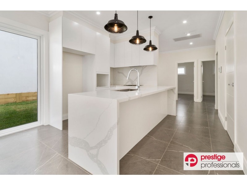 3/2 Magree Crescent, Chipping Norton NSW 2170