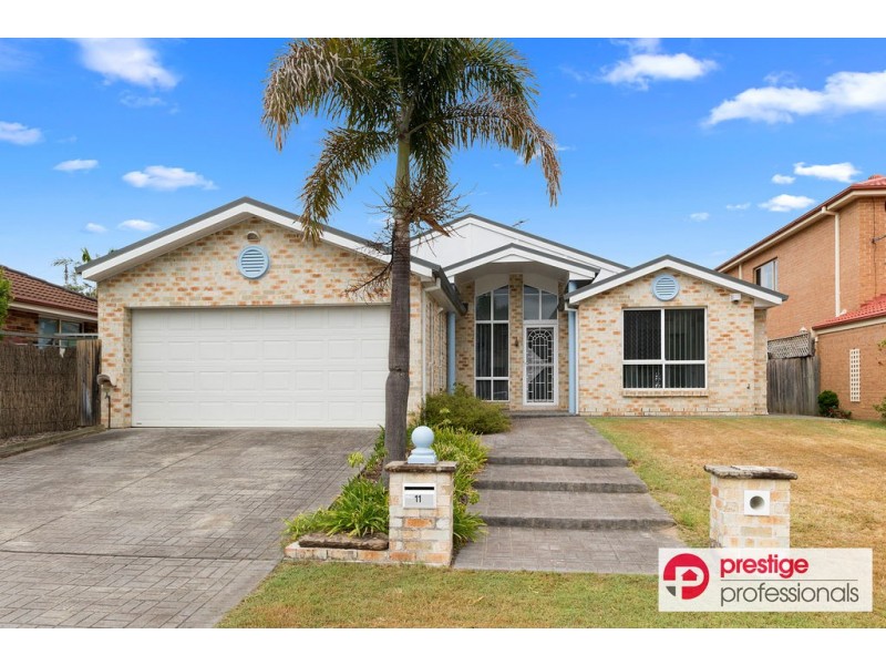 11 Elata Court, Wattle Grove NSW 2173
