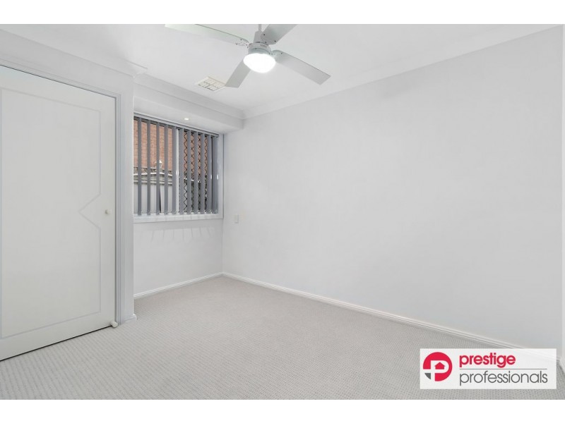 11 Elata Court, Wattle Grove NSW 2173