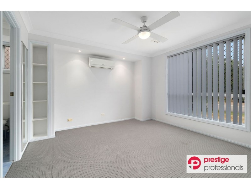 11 Elata Court, Wattle Grove NSW 2173