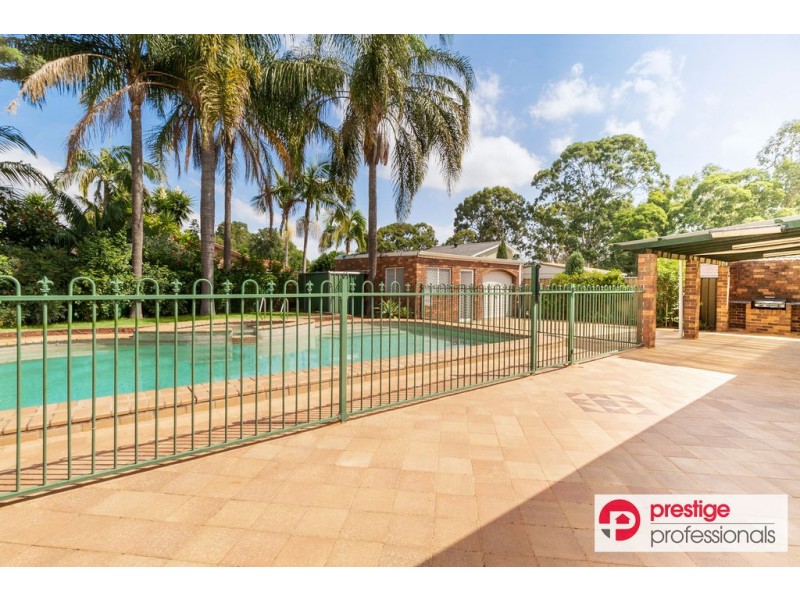 4 Cosford Close, Chipping Norton NSW 2170