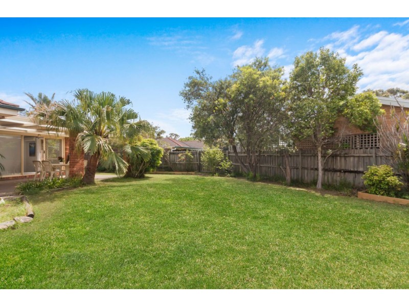 1 Balala Court, Wattle Grove NSW 2173