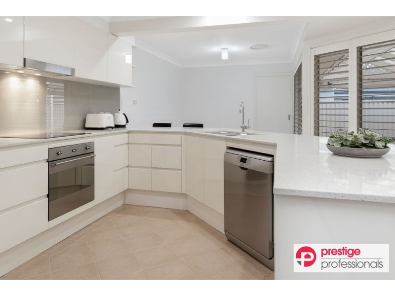 52 Boronia Drive, Voyager Point NSW 2172