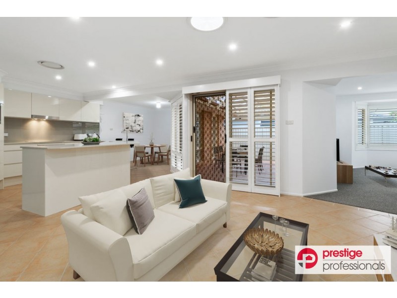 52 Boronia Drive, Voyager Point NSW 2172