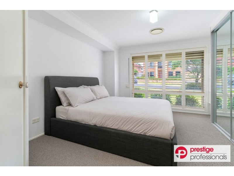 52 Boronia Drive, Voyager Point NSW 2172