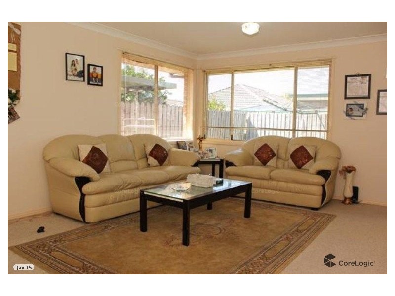 10 Glengyle Court, Wattle Grove NSW 2173