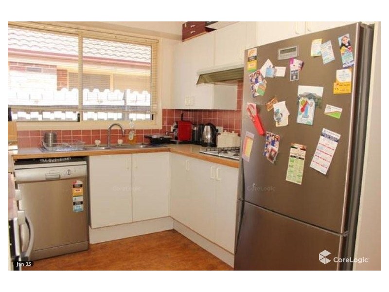 10 Glengyle Court, Wattle Grove NSW 2173