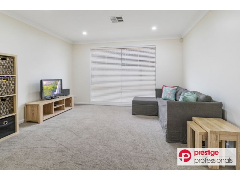 1 Tweed Court, Wattle Grove NSW 2173