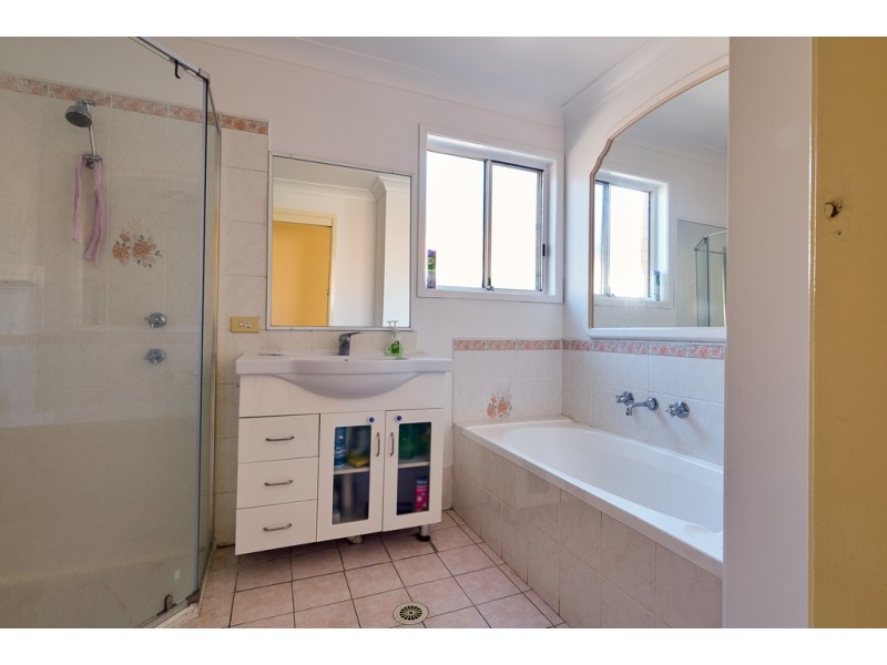 22 Chauvel Avenue, Wattle Grove NSW 2173