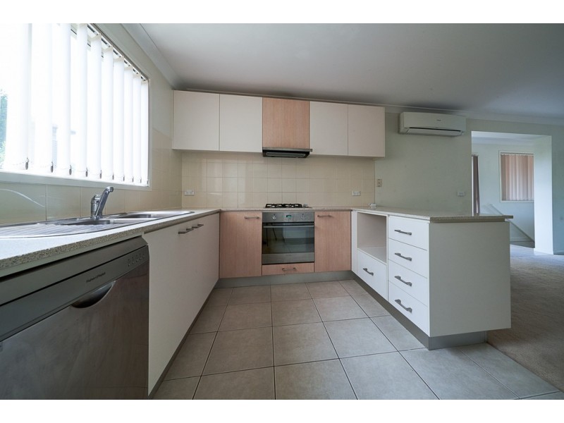 2/23 Parkwood Road, Holsworthy NSW 2173