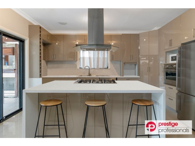 12 Lilli Pilli Drive, Pleasure Point NSW 2172