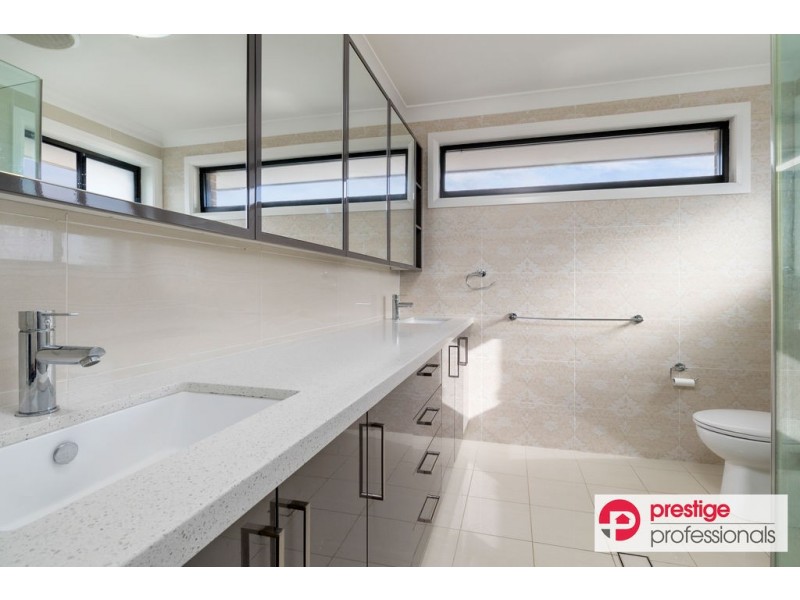 12 Lilli Pilli Drive, Pleasure Point NSW 2172