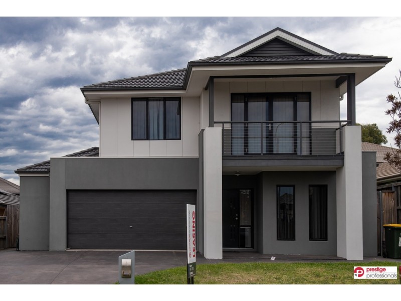 17 Hoy Street, Moorebank NSW 2170